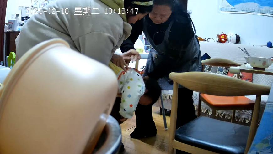 实拍断电后的妙瓦底电诈园区,2O4年香港本港免费资料大全,动态词语解释落实_体验版V14.66